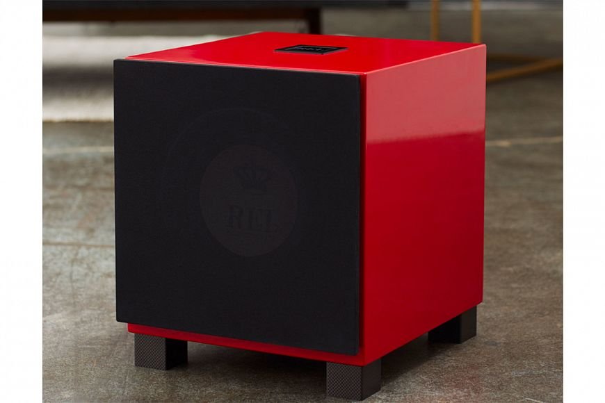 Back view of REL T/9i RED Subwoofer.