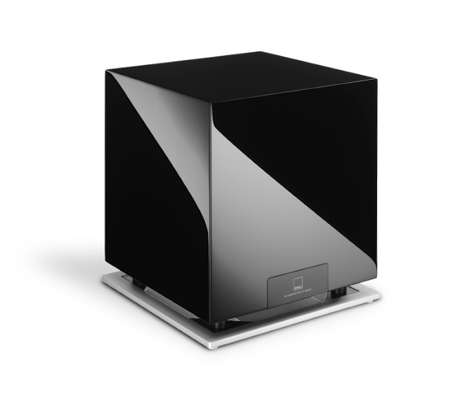 Front view of DALI SUB M-10 D SUBWOOFER